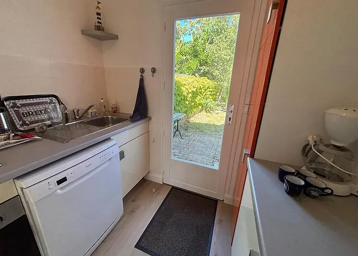 Jolie Maison Avec Jardin, A Quelques Pas De La Mesquer