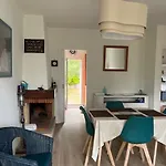 Casa de Férias Jolie Maison Avec Jardin, à Quelques Pas De La