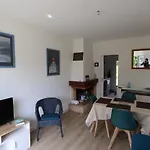 Jolie Maison Avec Jardin, à Quelques Pas De La Casa de Férias Mesquer