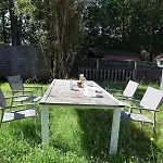 Jolie Maison Avec Jardin, à Quelques Pas De La Casa de Férias