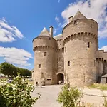 Jolie Maison Avec Jardin, à Quelques Pas De La Casa de Férias