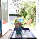 Casa de Férias Jolie Maison Avec Jardin, à Quelques Pas De La *