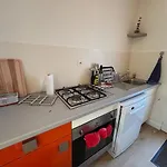 Casa de Férias Jolie Maison Avec Jardin, à Quelques Pas De La