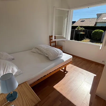 Jolie Maison Avec Jardin, A Quelques Pas De La בית נופש