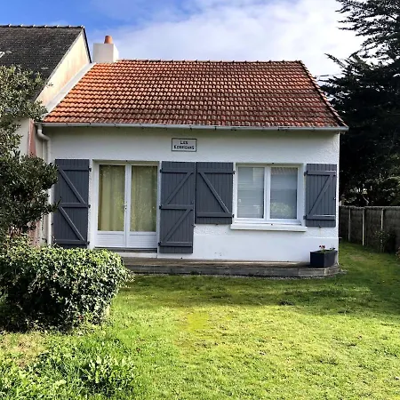Jolie Maison Avec Jardin, à Quelques Pas De La *