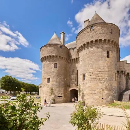 Jolie Maison Avec Jardin, à Quelques Pas De La Hébergement de vacances
